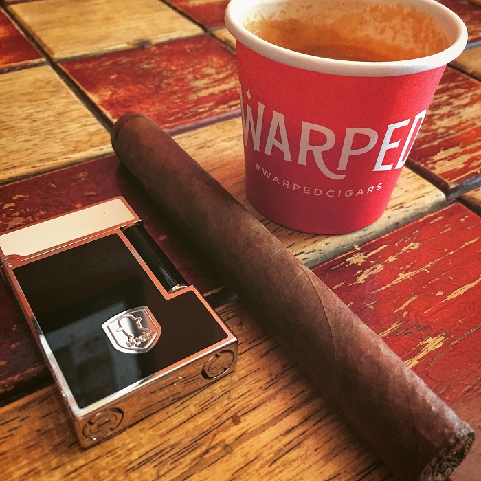 Buy Warped Lirio Rojo 2017